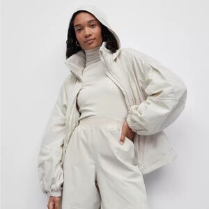 Lululemon lightweight cinch waist jacket - Bone, size 8